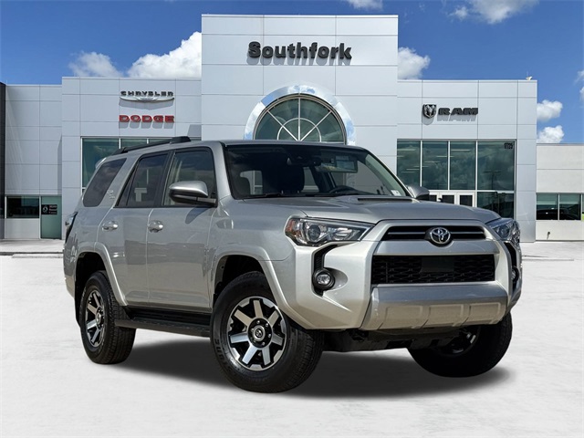 2024 Toyota 4Runner TRD Off-Road