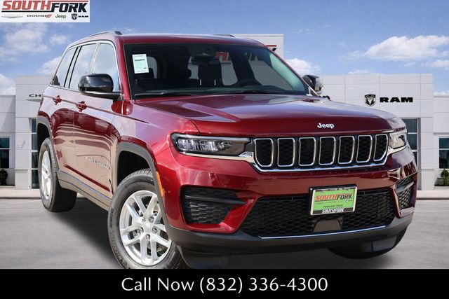 2026 Jeep Grand Cherokee Laredo